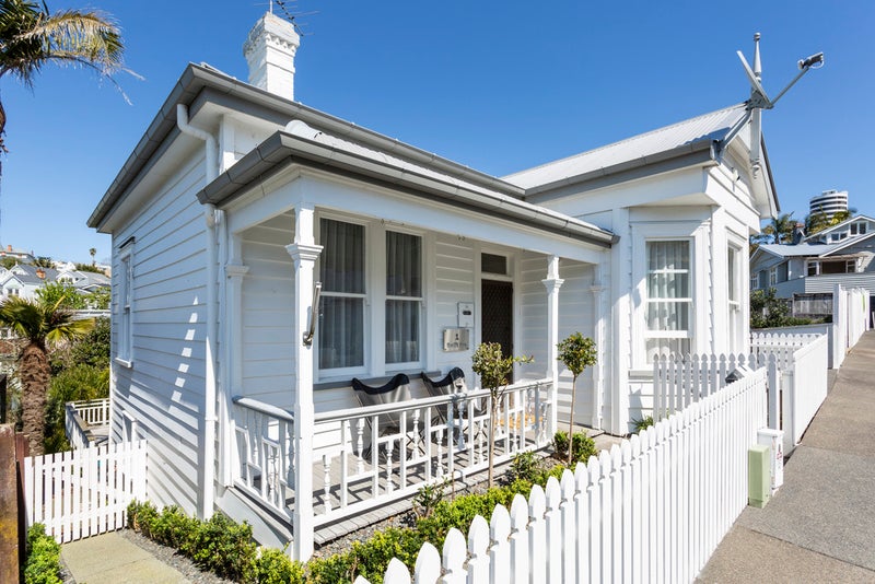 1 Swift Avenue, Saint Marys Bay, Auckland - Carousel 2