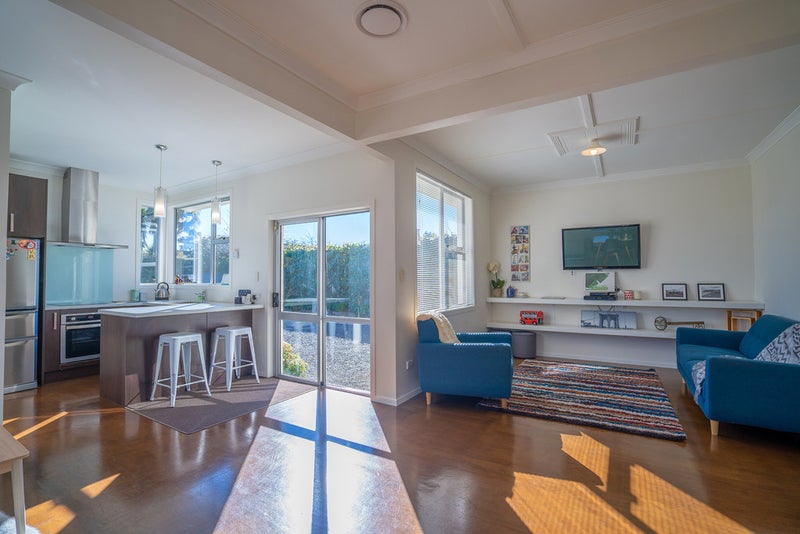 6 Salford Street, Windsor, Invercargill - Carousel 1