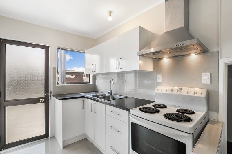 17B Puhinui Road, Manukau, Auckland - Carousel 2