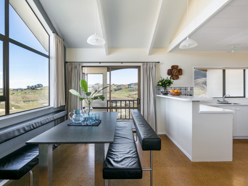 140 Seafield Road, Eskdale - Carousel 2