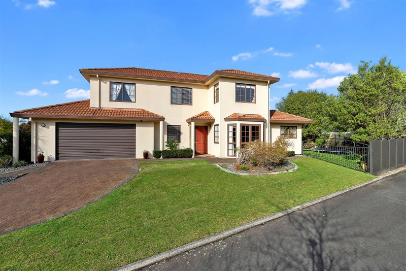 89 Harrowfield Drive, Harrowfield, Hamilton - Carousel 1