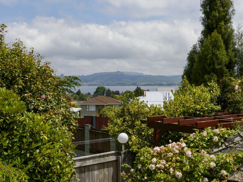 56 Hyde Avenue, Richmond Heights, Taupo - Carousel 1