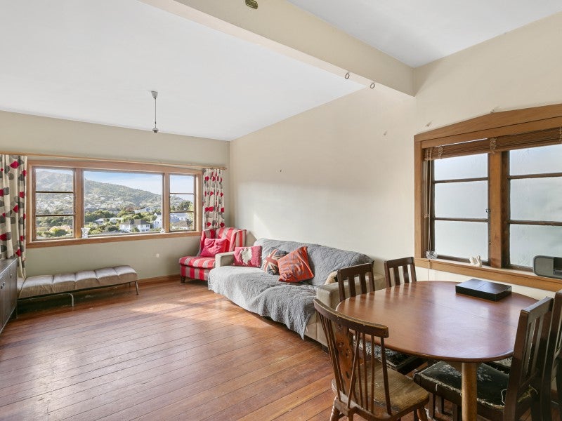 48 Richmond Avenue, Karori, Wellington - Carousel 2