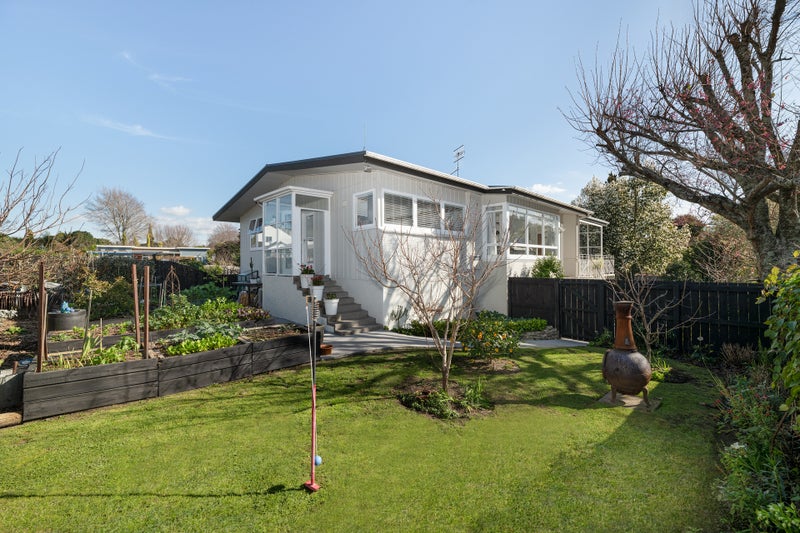 1 FAIRVIEW PLACE, Western Bay Of Plenty - Carousel 1
