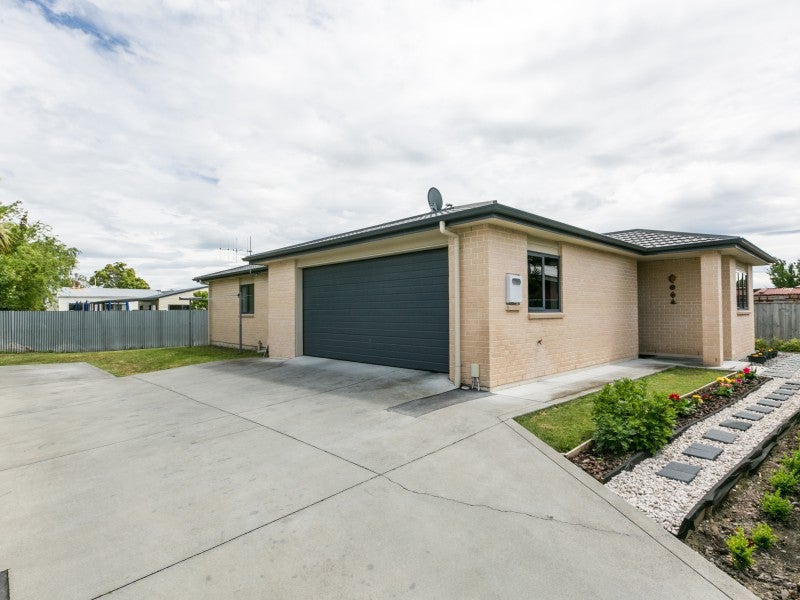 703A Victoria Street, Parkvale, Hastings - Carousel 13
