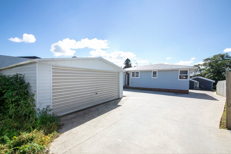 127 Tidal Road, Mangere, Auckland - Carousel 2