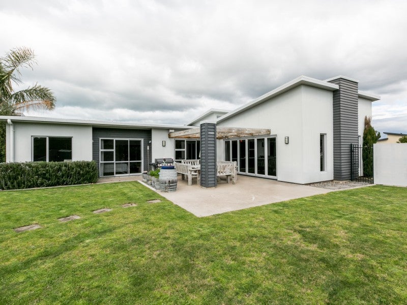 60 Merlot Drive, Greenmeadows, Napier - Carousel 1