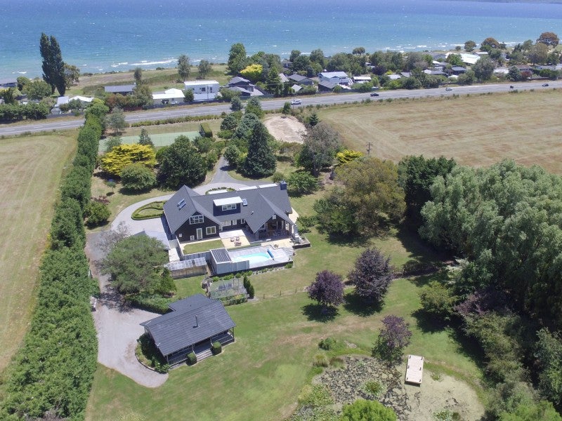 615 State Highway 1, Waitahanui, Taupō - Carousel 1