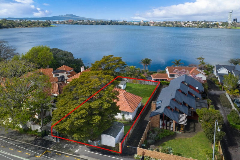 82 Shakespeare Road, Milford, Auckland - Carousel 2