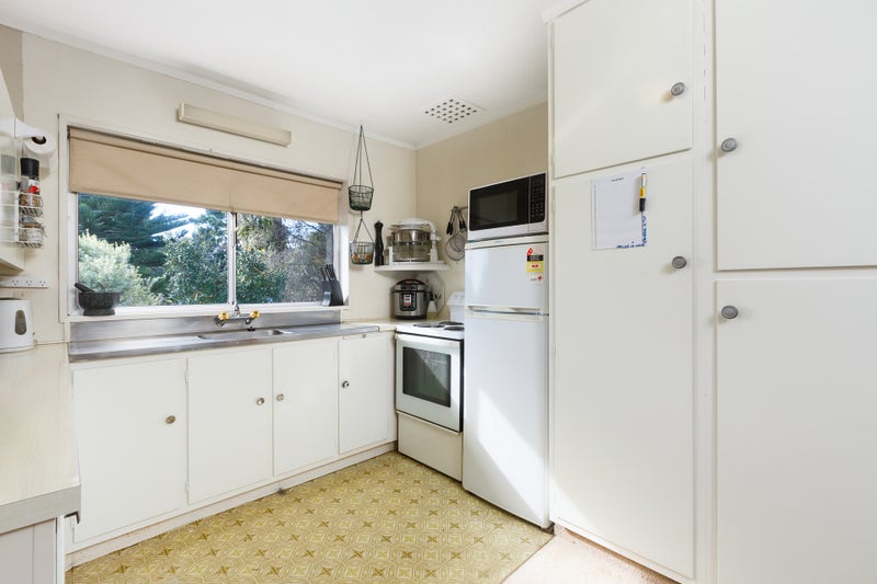 1A Seymour Place, Bellevue, Tauranga - Carousel 1