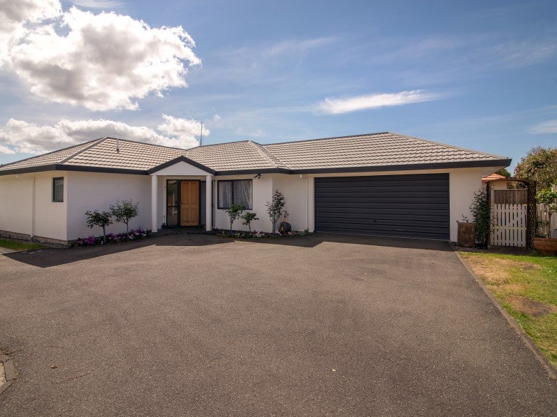 28 Carter Drive, Pomare, Rotorua - Carousel 1