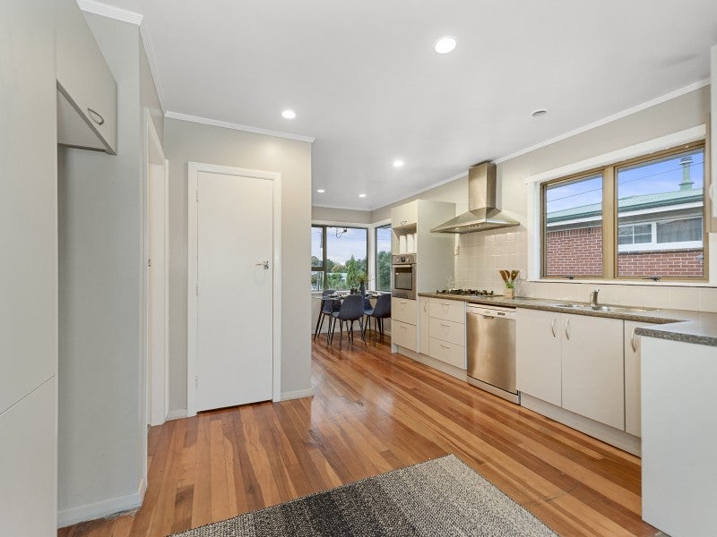 35 Mitcham Avenue, Forest Lake, Hamilton - Carousel 2