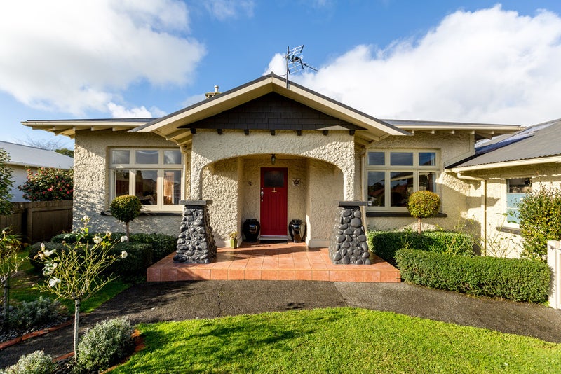 265 Coronation Avenue, Welbourn, New Plymouth - Carousel 26