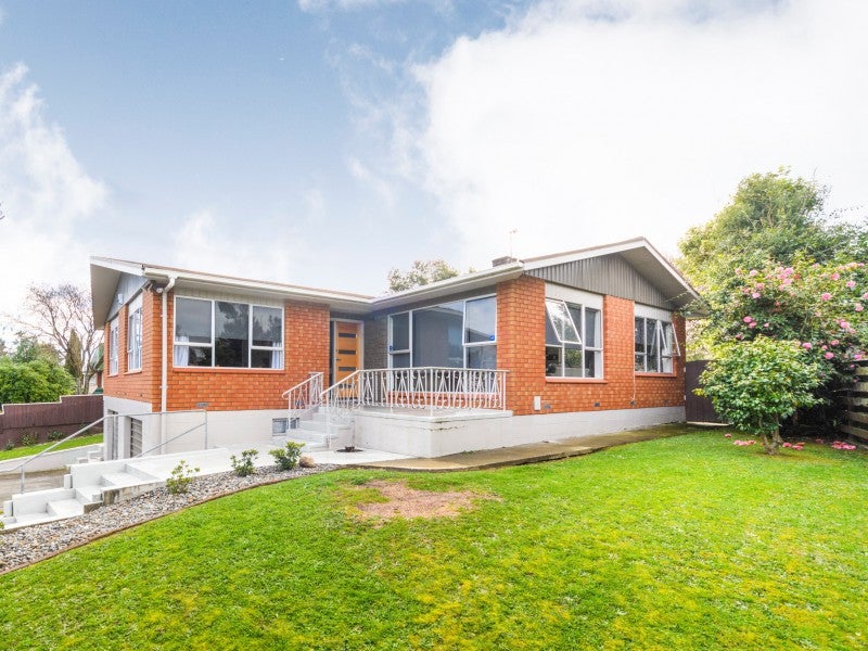 16 Havelock Avenue, Westbrook, Palmerston North - Carousel 1