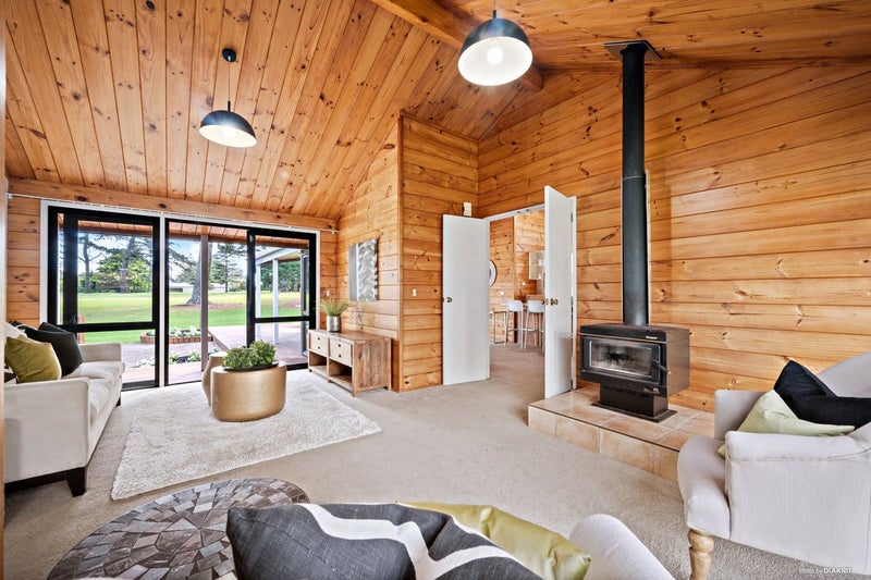 10 Seneca Court, Golflands, Auckland - Carousel 17