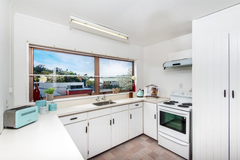6/19 Phillip Street, Johnsonville, Wellington - Carousel 2