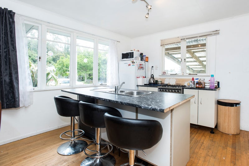 68 Endcliffe Road, Kaiti, Gisborne - Carousel 2