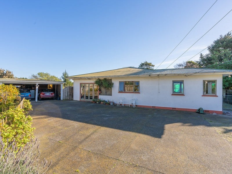 136 Raumati Road, Raumati Beach, Paraparaumu - Carousel 2