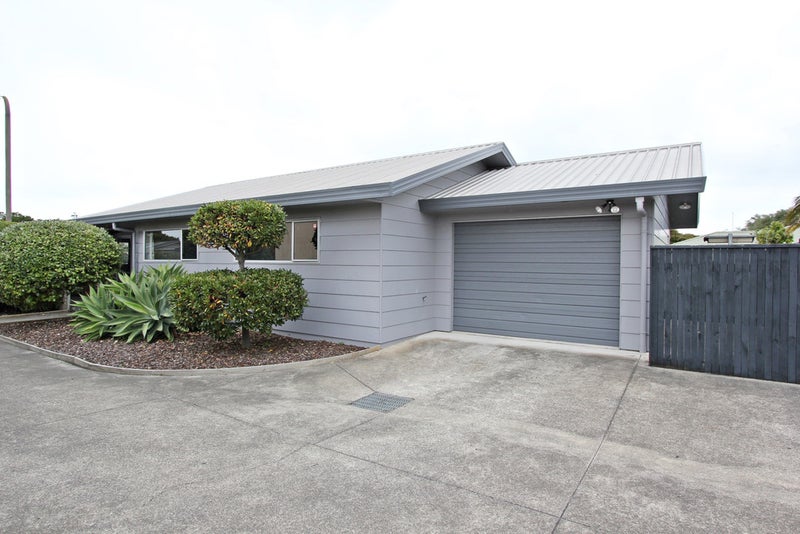 87A Wellesley Road, Napier South, Napier - Carousel 1