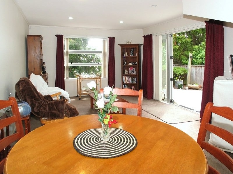 1 Cecil Road, Wadestown, Wellington - Carousel 1