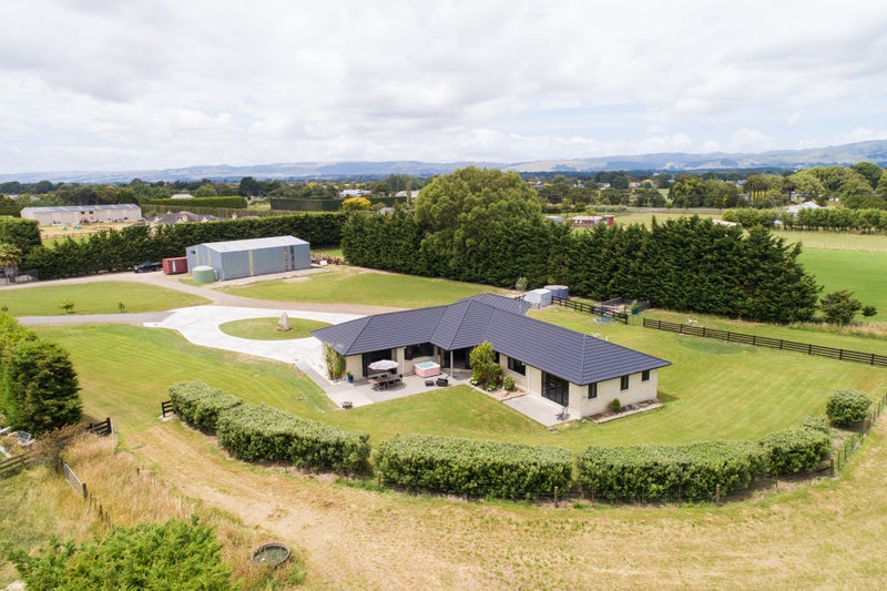 170 White Horse Drive, Westbrook, Palmerston North - Carousel 1