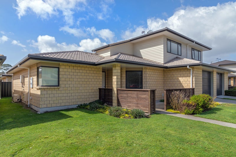 32/64 Kawaha Point Road, Kawaha Point, Rotorua - Carousel 1