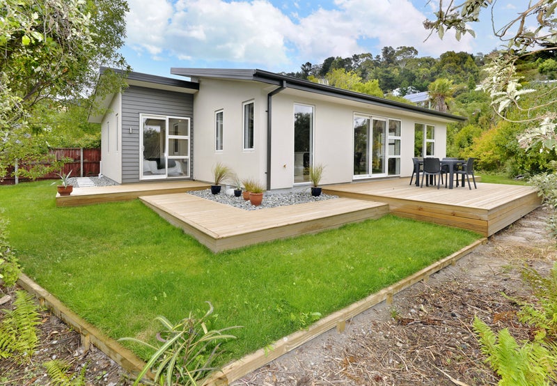 51 Albert Terrace, Saint Martins, Christchurch - Carousel 1