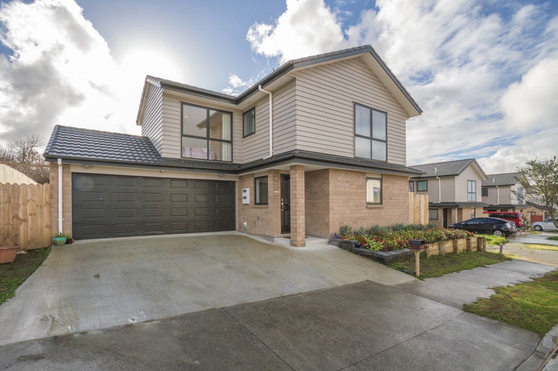 9 Millcroft Lane, Ranui, Auckland - Carousel 1