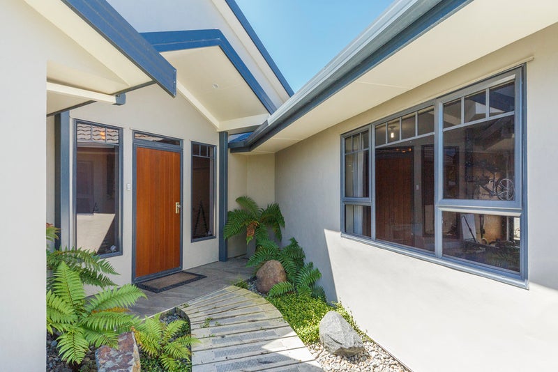 32 Washington Parade, Milson, Palmerston North - Carousel 2