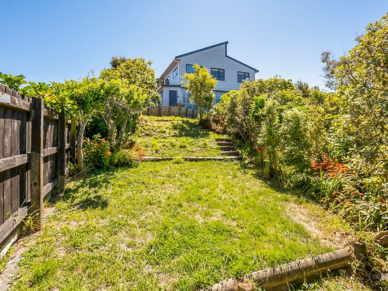 1/41 Pekanga Road, Normandale, Lower Hutt - Carousel 20