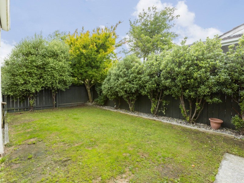 50 Gemstone Drive, Birchville, Upper Hutt - Carousel 16