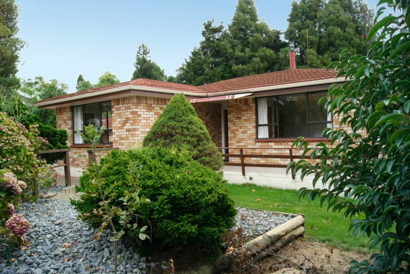 22 Hinton Avenue, Forest Lake, Hamilton - Carousel 2