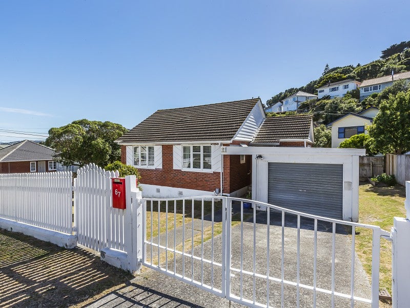 67 Strathmore Avenue, Strathmore Park, Wellington - Carousel 11