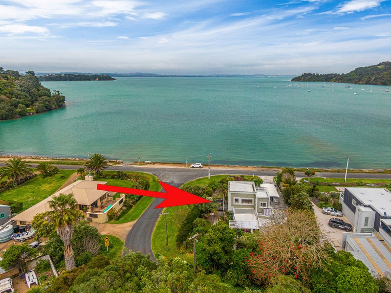 38 The Esplanade, Oneroa, Waiheke Island - Carousel 2