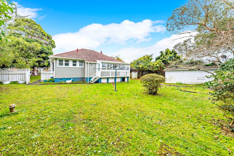 170 Tripoli Road, Point England, Auckland - Carousel 1
