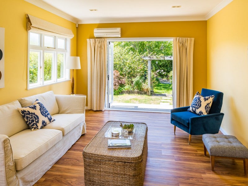 33 Ropata Crescent, Boulcott, Lower Hutt - Carousel 1