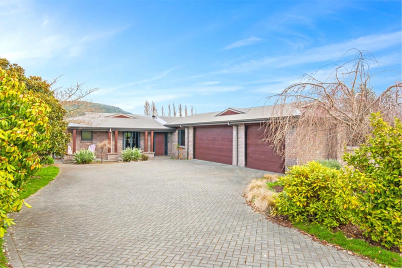 141 Lisland Drive, Taupo - Carousel 1