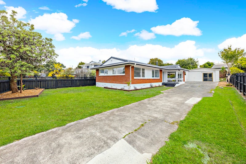 41 Lawrence Crescent, Hillpark, Auckland - Carousel 1