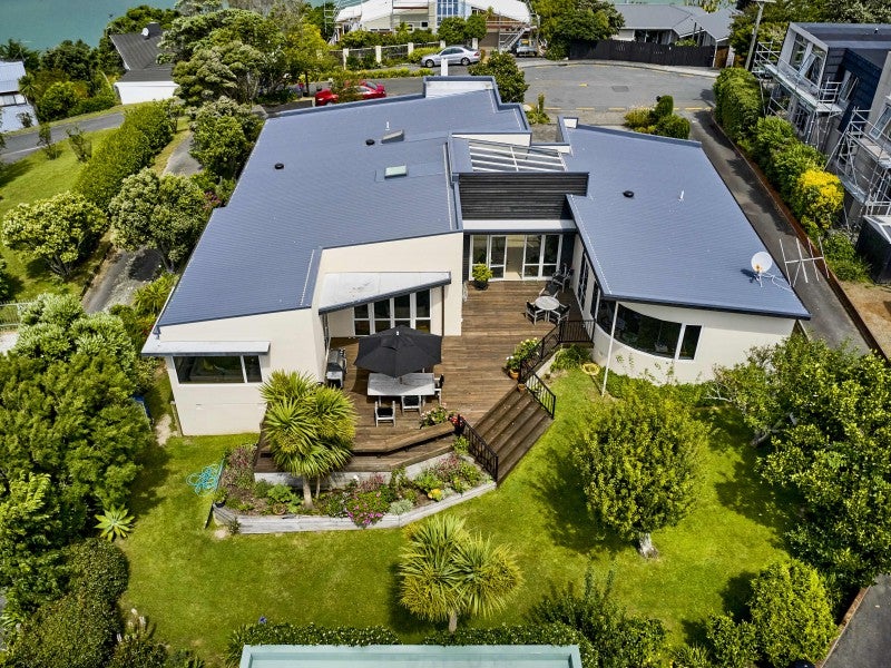 95 Seaview Road, Paremata, Porirua - Carousel 2