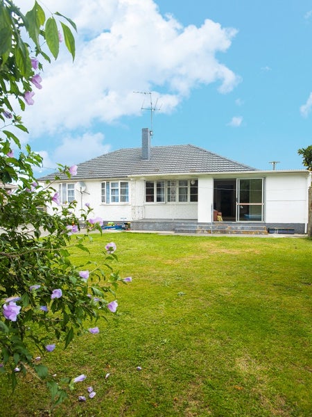 561 Childers Road, Te Hapara, Gisborne - Carousel 1
