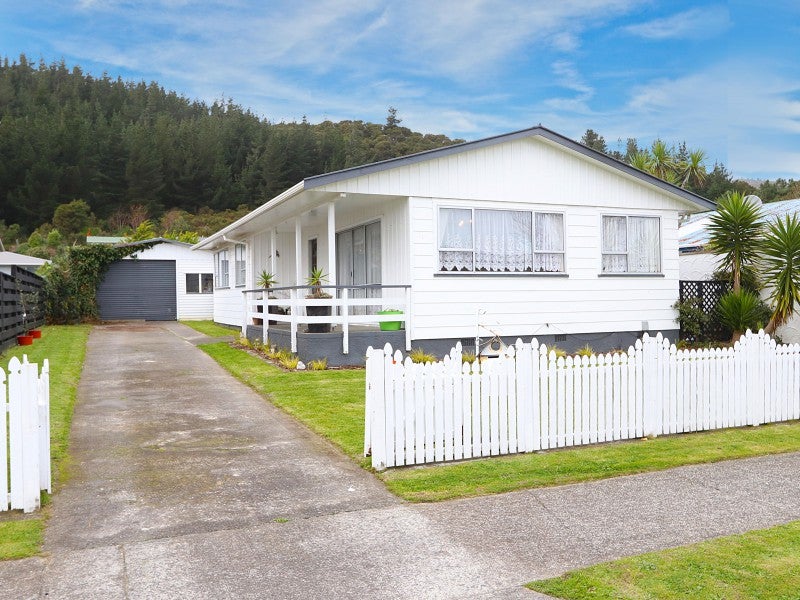 20 Belgrave Street, Wainuiomata, Lower Hutt - Carousel 16