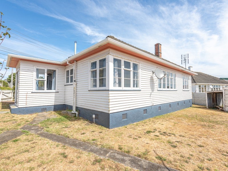 78 Koromiko Road, Gonville, Whanganui - Carousel 21