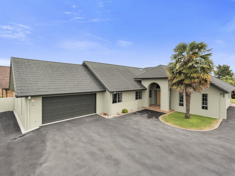 38 St James Drive, Huntington, Hamilton - Carousel 22