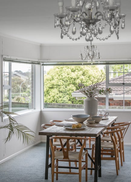 2 Trident Place, Shelly Park, Auckland - Carousel 26