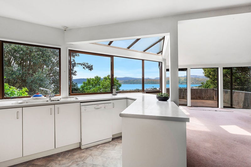 2/50 Ferry Street, Seatoun, Wellington - Carousel 2