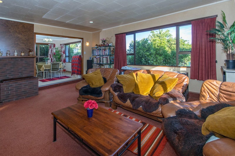 7 Ryan Crescent, Greenmeadows, Napier - Carousel 2