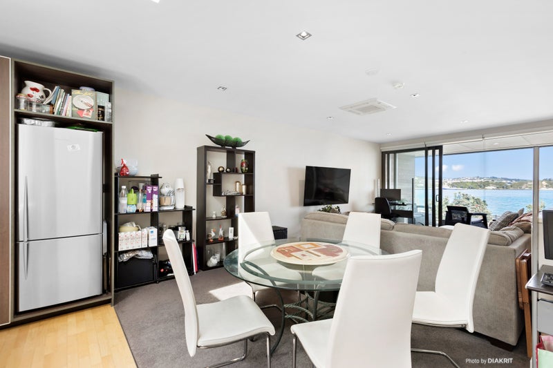 N102/326 Evans Bay Parade, Hataitai, Wellington - Carousel 2