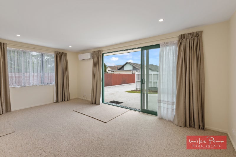 2/14 Ottawa Road, Wainoni, Christchurch - Carousel 2