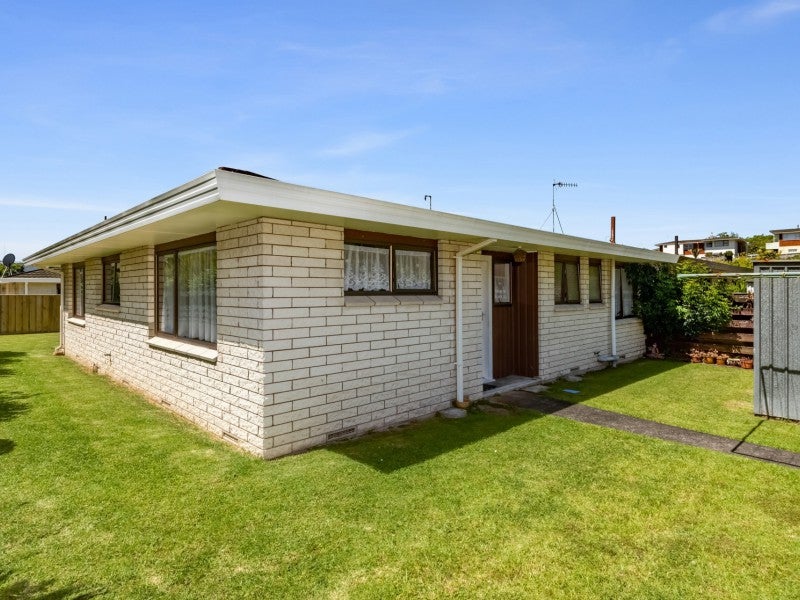 33B Shelley Street, Otumoetai, Tauranga - Carousel 11