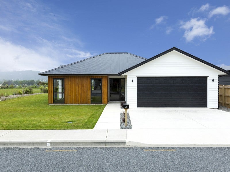 98 Riverstone Drive, Riverstone Terraces, Upper Hutt - Carousel 20